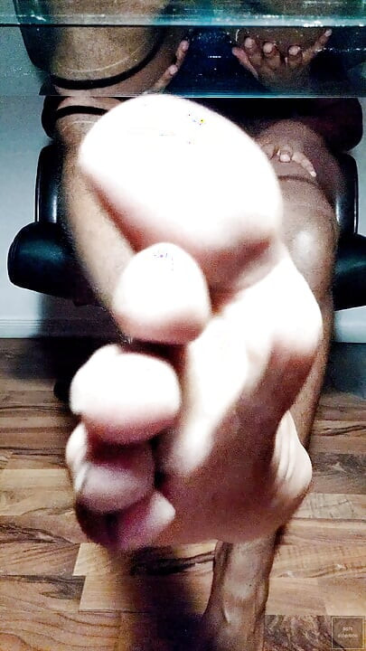 Touch my private part and display my soles (2026)