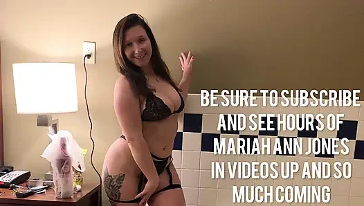 I seduced, kissed, got my pussy rocked in a tub, then stroked the 55m old man's big dick to a cum explosion and he keeps going!