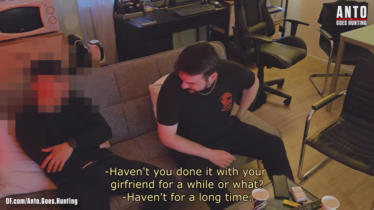 克里斯和史蒂文的首次3P当晚他们认识了对方