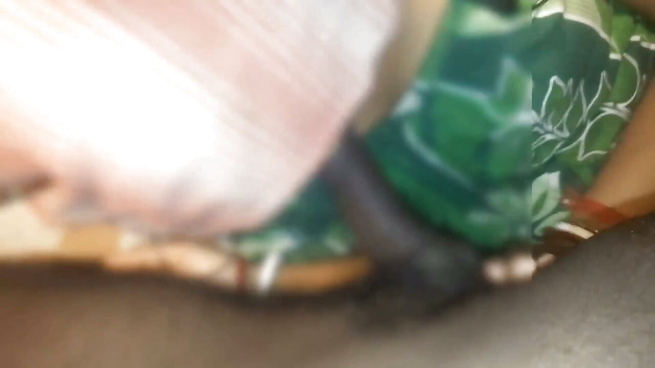 Desi Bhabhi Ke Saath Sert Seks Açık Hintçe Kirli Konuşma