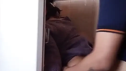 Üvey annemle birlikte hızla buzdolabına koy, ta ki peynirle dolacak olana kadar!