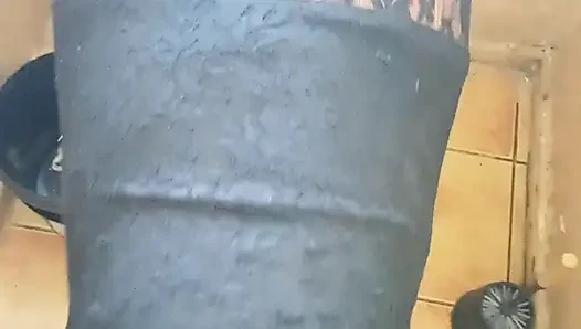 Самый горячий минет и трах раком в туалете