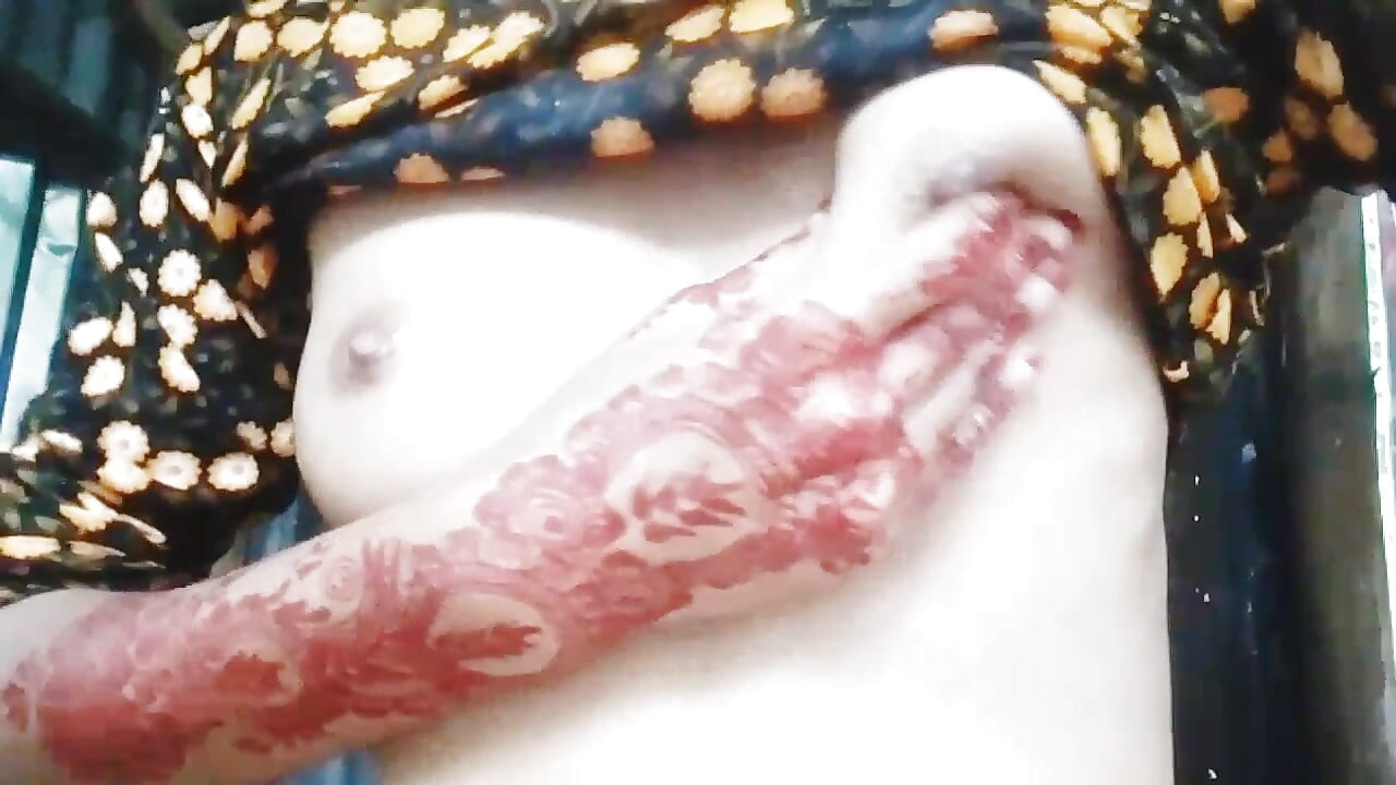 Super steamy Bangladeshi girl solo masturbation you Won't believe, trending now on social media everywhere.