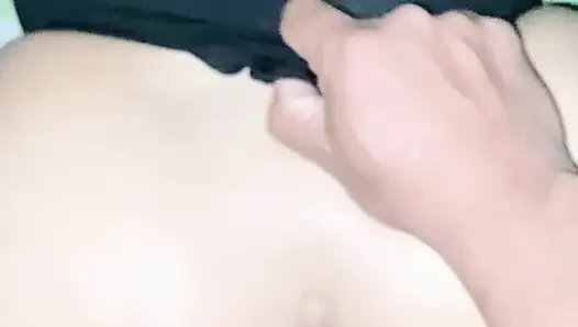 Seks Anal Pertama Kami, Menyakitkan Tapi Penuh Dengan Bulu