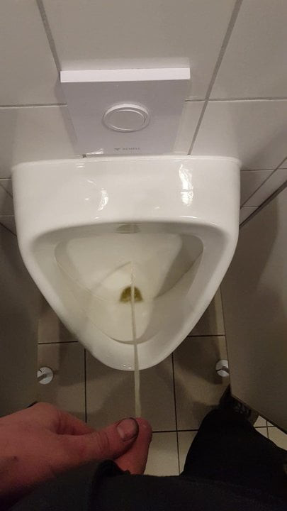 Pee