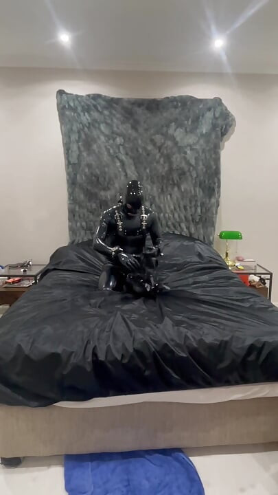 Full Rubber Suit-up Commplete Latex Transformation