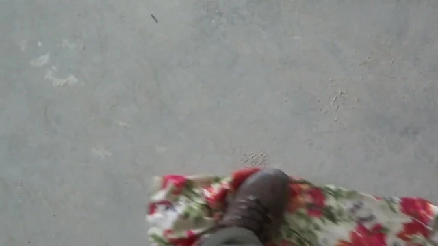 cleaning floor with floral 3 dress (2)