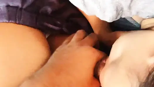 Sloppy Blowjob to a Security Gaurd and Swallow his Cum. So delicious!