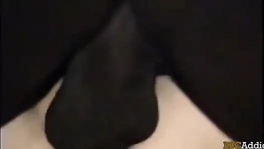 BBC Addiction - 100% Amateur und selbstgedrehte porno-videos. MILFs süchtig nach BBC und interracial knallen