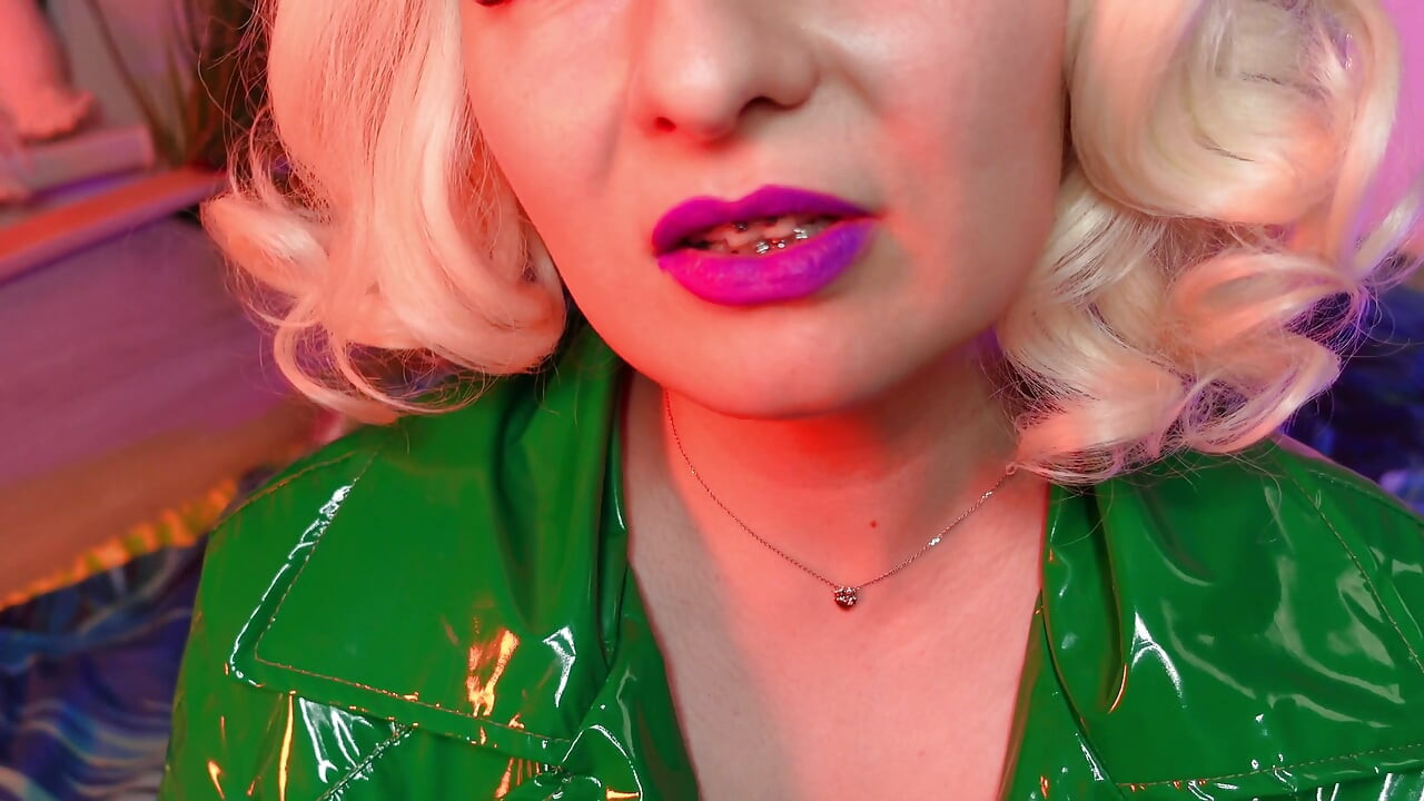 ASMR slowly lipstick tease