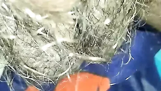 Hintli ladka elle muamele Hintli lund ka paani gerçek boşalma