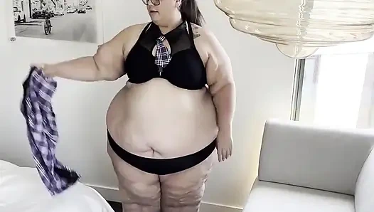 Surga montok: gaun dan di kamar hotel