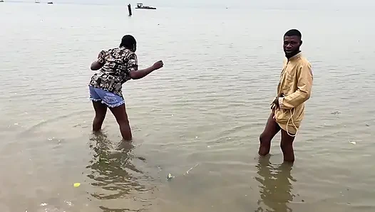 Itxqueen Silver Anla ve Afrika'nın dışındayız