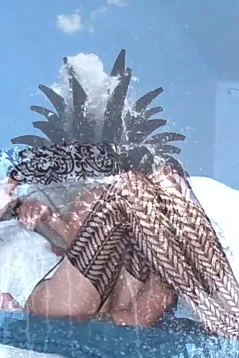 seksi naani apni shor bhari choot choosti hai