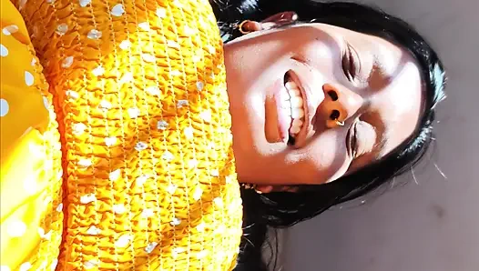 Desi bhabhi sex - Jija Apne pregnant sali ko Shahar ghuma raha hai isliye bhabhi ne aapne chut me jija ko dalne Diya.