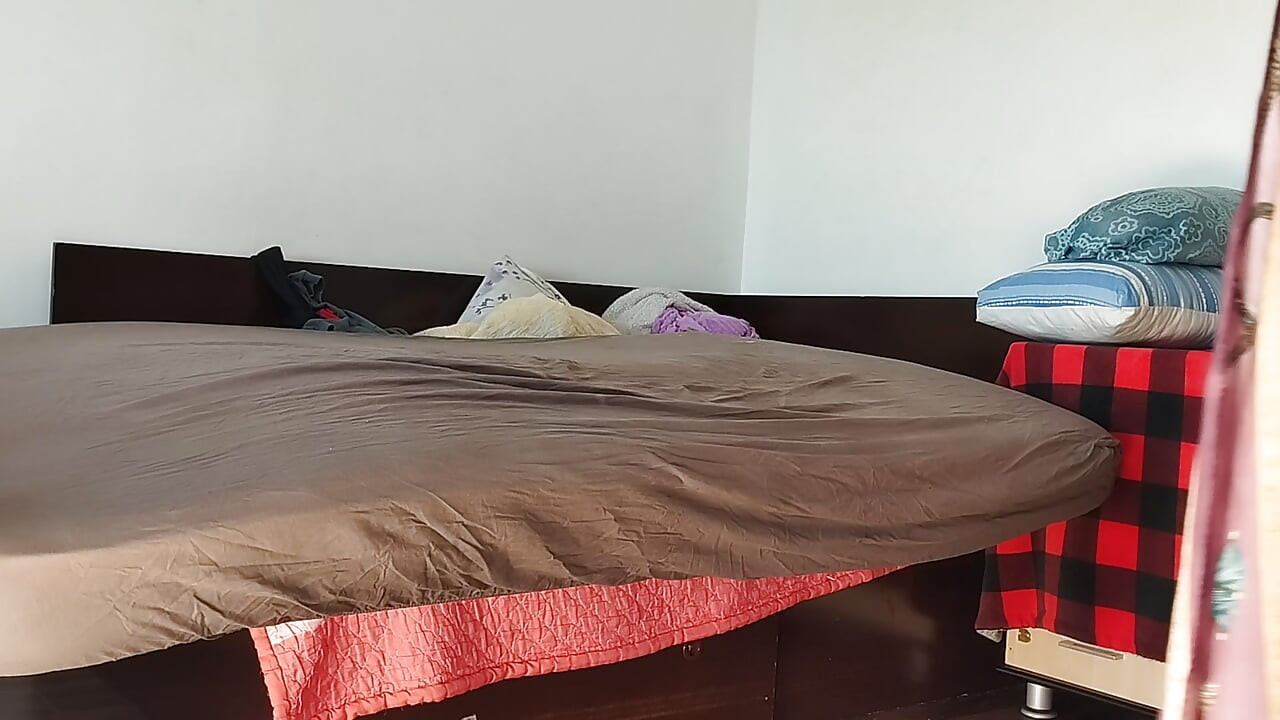 Amateur wife has fun trying on clothes and cutting them. Amateur wife vacuuming naked in the house.