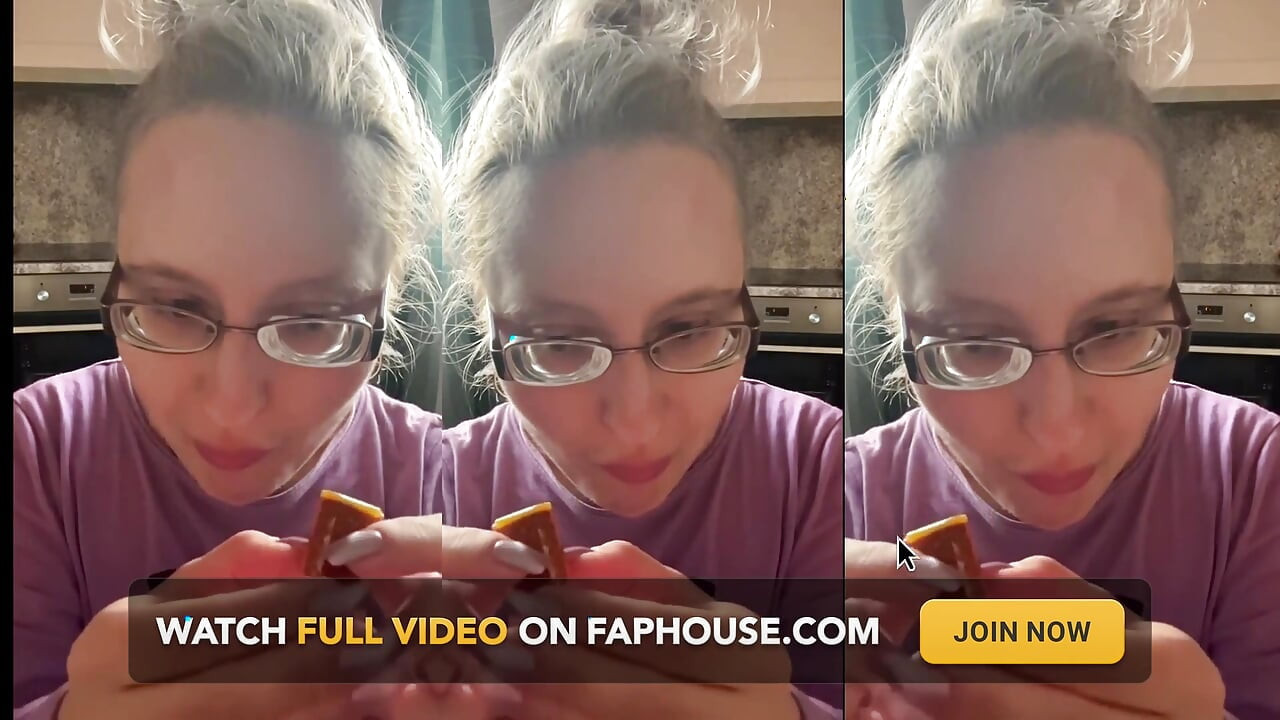 Asmr Chew Ηχητικό Εφέ με Αργή Κίνηση