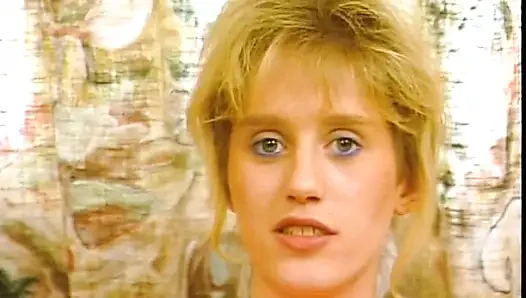 Посмотрите эту сессию с симпатичной крошкой из Германии, которая здесь, чтобы кончить