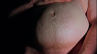 Wielki pokaz fetysz brzucha