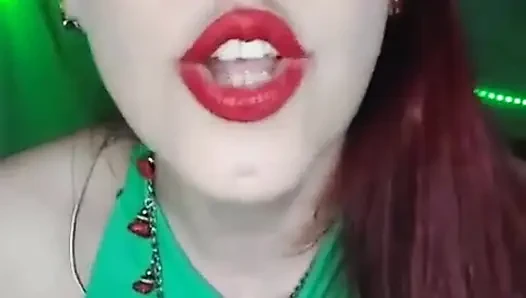 ShyyFxx неверная подруга дарит ее покорной щенку незабываемые ощущения куколда
