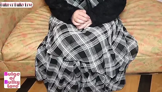 Memantulkan payudara besar, tubuh dinamit dalam panas liburan penuh. Creampie malam natal, manis dan liar!