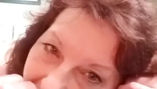 61 Rückfall auf 2018 von DawnSkye1962 ich rauche und du streichelt