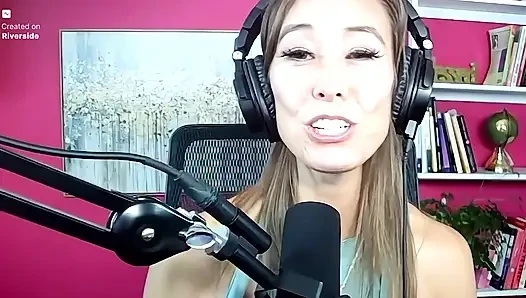 Trikepatrol röportajı - Christy Love (papaz, yetişkin sanatçı ve komedyen!)