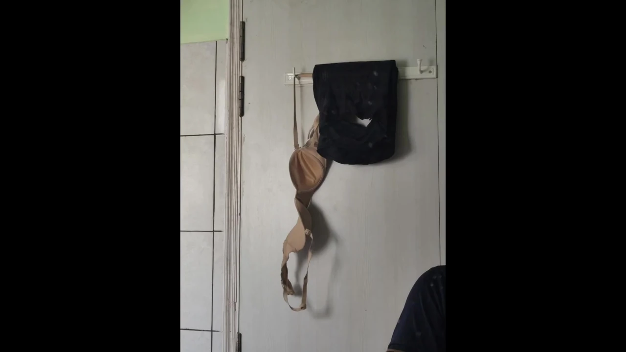 Büyük zenci yarağı müslüman oğlan büyük götlü kadını buluyor