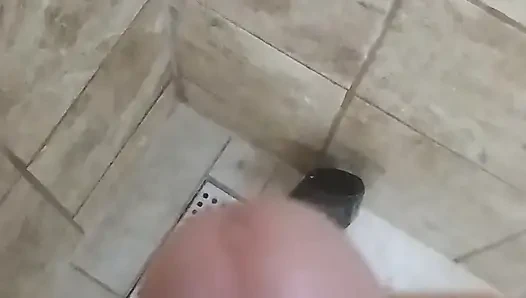 Evde püskürtüyor