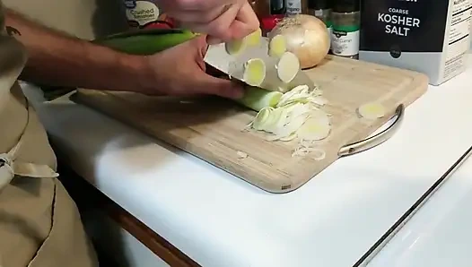 3 cabai daun bawang dimasak dengan minyak dan ngocok kontol