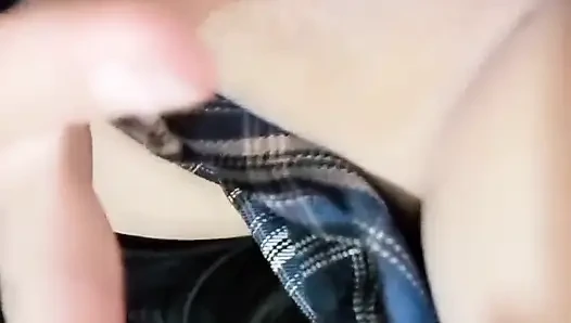 Mantan adik iparku lagi asik ngentot di kamar mandi