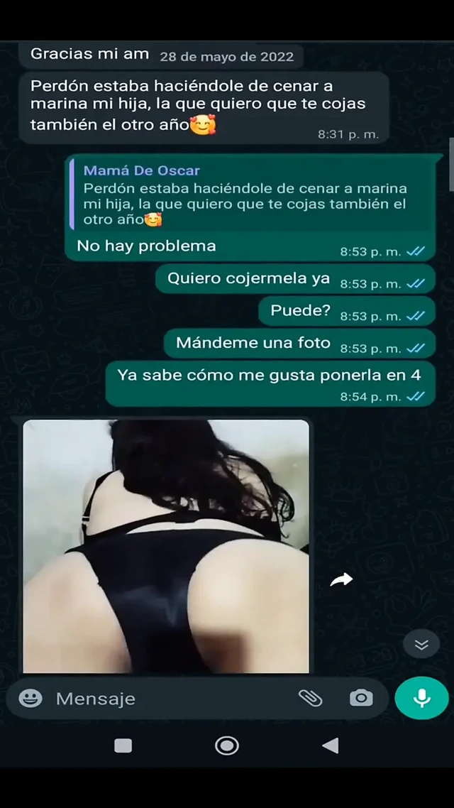With My Friend Oscar's Boss, Mrs. Mary, She Gives Me Some Blowjobs and I Record Her Ass