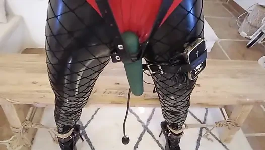 Mz13 - dudaklı tavşan kız