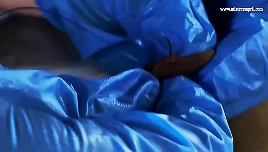 Домина госпожа April - просто медицинские эксперименты из доильного сарая