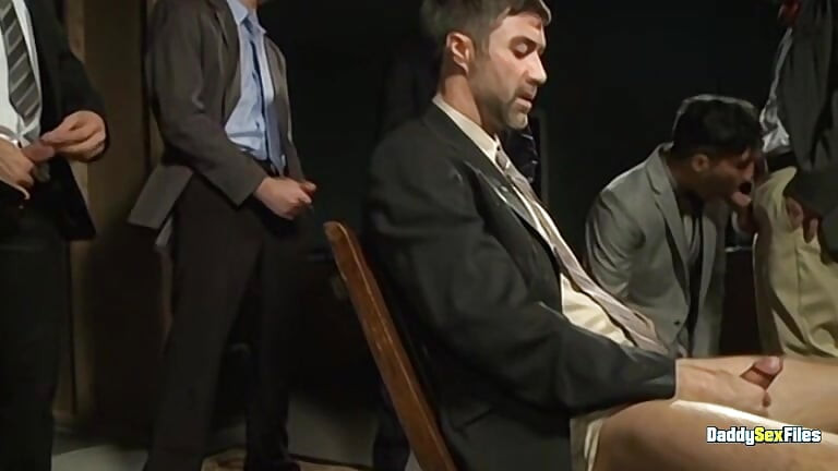 DaddySexFiles: Brock Rustin i njihovi kolege pridružuju se JD Ryderu na orgiji nakon posla