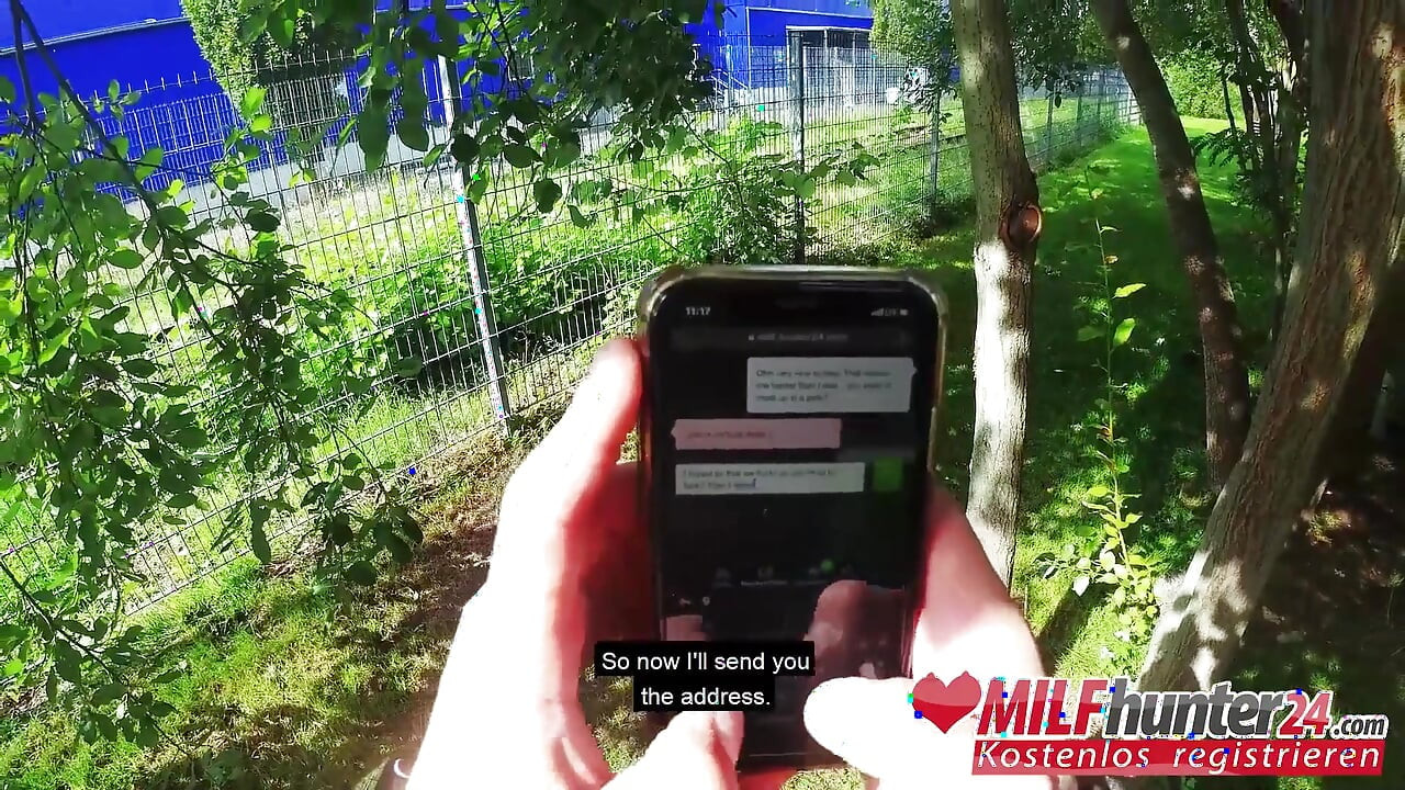 Harleen van Hynten için parkta yaramaz sikiş randevusunda! MILFhunter24