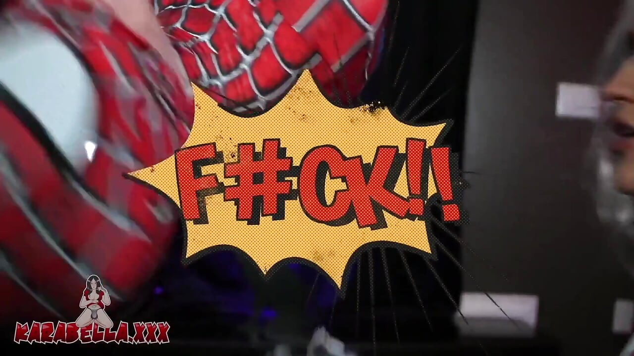 Spit Roasting Spider-man - TS Karabella & Bubblzexe