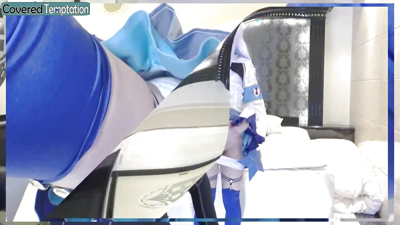 Momen cosplay bikin cowok pendatang baru malu-malu ini sama cowok sange ini