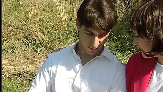 Ngentot sama pacar dan sahabatku di luar ruangan