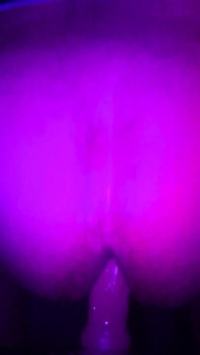 Im in a pink mood tonight
