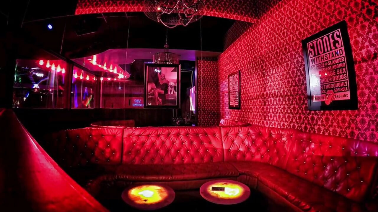 WELCOME TO THE ROOM OF PLEASURE