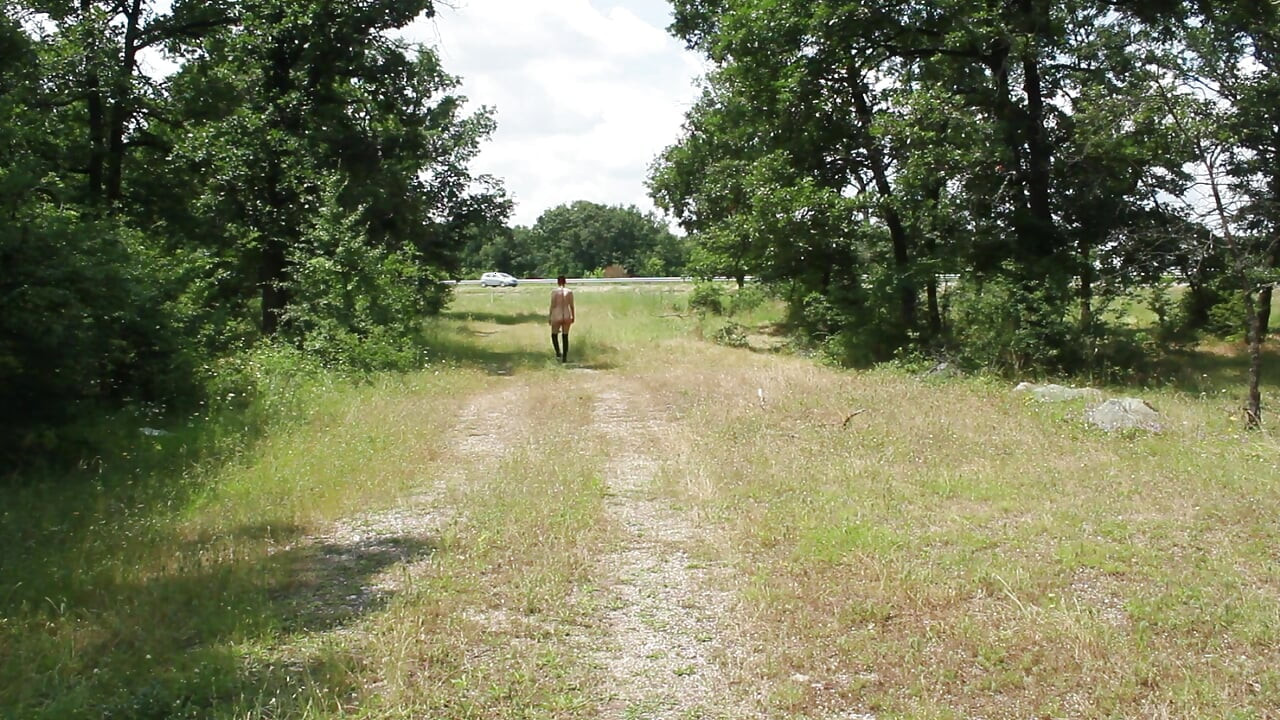 Тренировка Za Za Рабыни с ведром киски