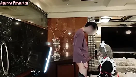 Cosplayer dengan gambar murni menunjukkan sisi rahasia, suasana hati setelah kejadian berubah menjadi pertemuan rahasia yang intim