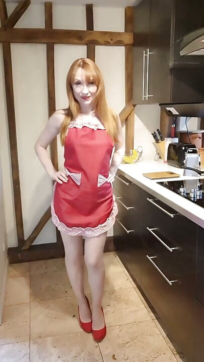 POV Your Cougar Kitchen Slut Wife Fucks You on the Counter