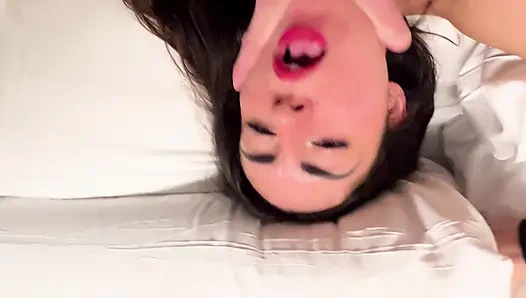 Amaya Castro Bekommt Mehrere Orgasmen, Während Sie Auf Meinem Riesigen Schwanz Springt