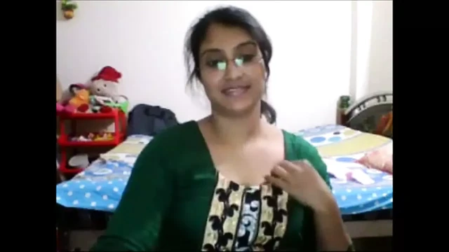 desi babe getting nude and seducing on webcam