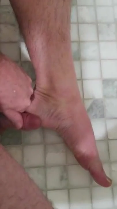 Cum on my feet