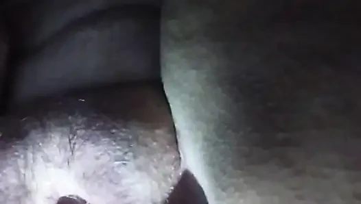 Orta yaşlı seksi kadın tüm anal küçük orta büyük göt tıkaçlarını deniyor