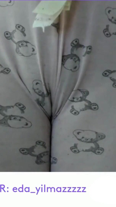 CAMELTOE- MASTURBATION IN PAJAMAS- TURKISH MILF- TURKISH PORN | Clip 1