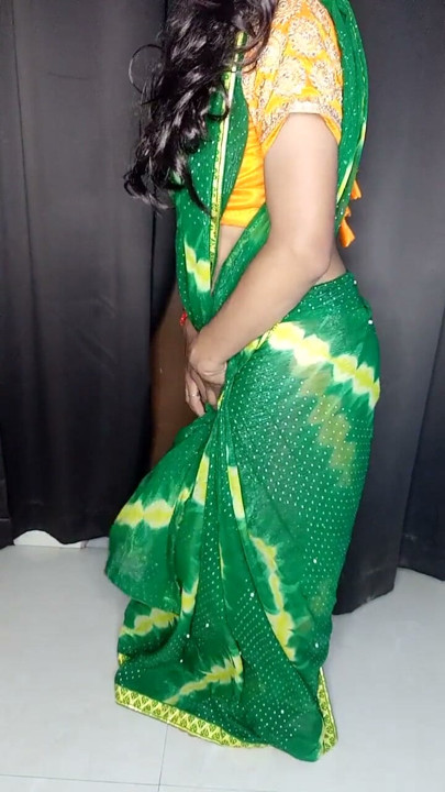 I love stepmom saree and sexy satin petticoat | Clip 1